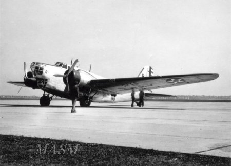 Douglas B-18a  R-6 Alt Vue